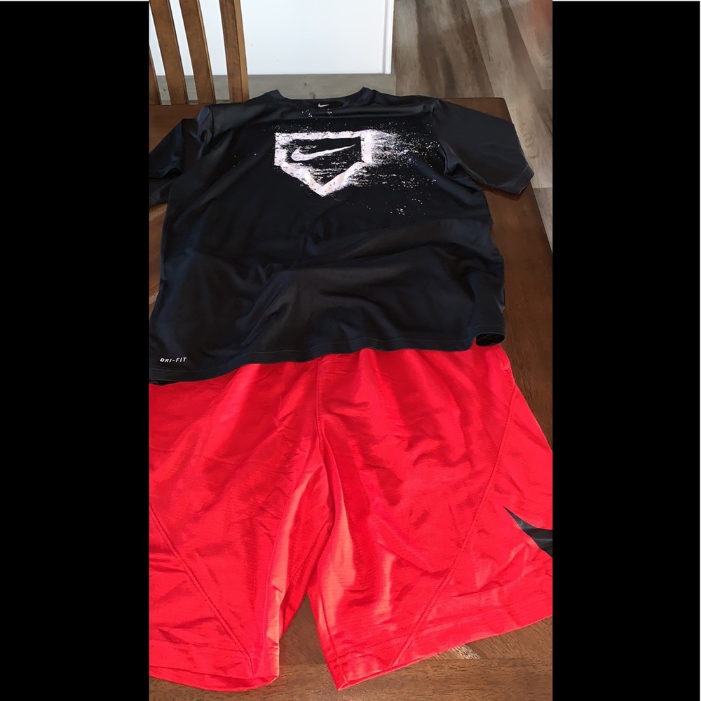 Youth XL Nike outfit
